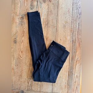 Lululemon Wunder Under black leggings, size 4/6 )no size tag)